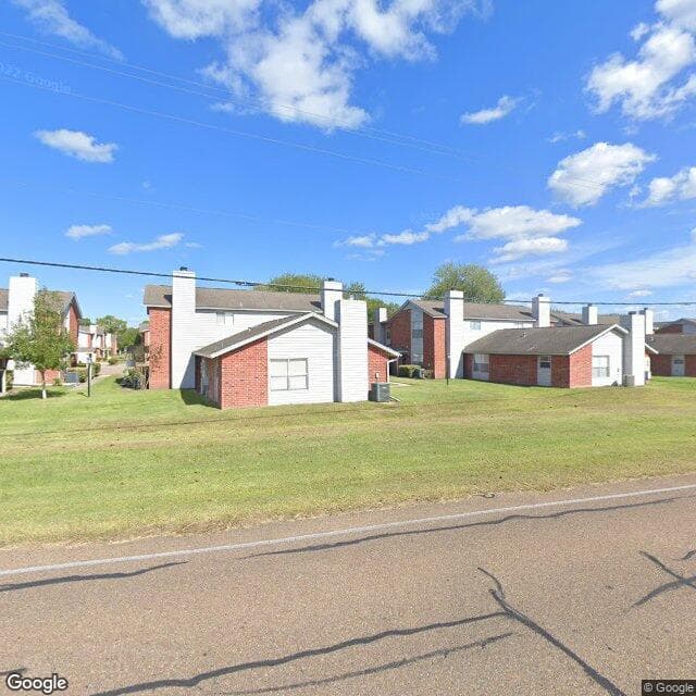 Twin Pines North Nursing and Rehabilitation Center in Victoria, TX - Main View