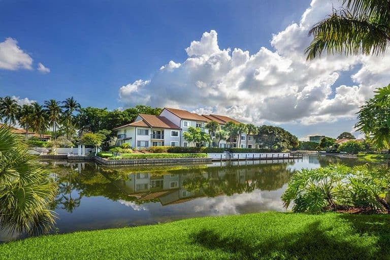 UpsideHoM Boca Raton
