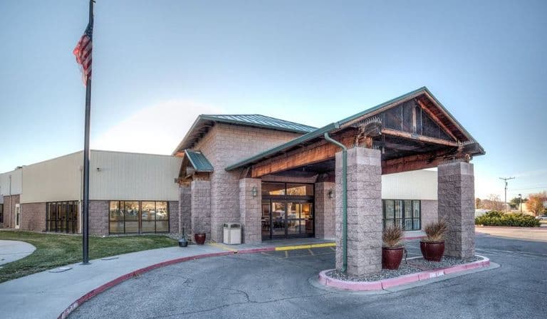 Uptown Rehabilitation Center in Albuquerque, NM - Main View