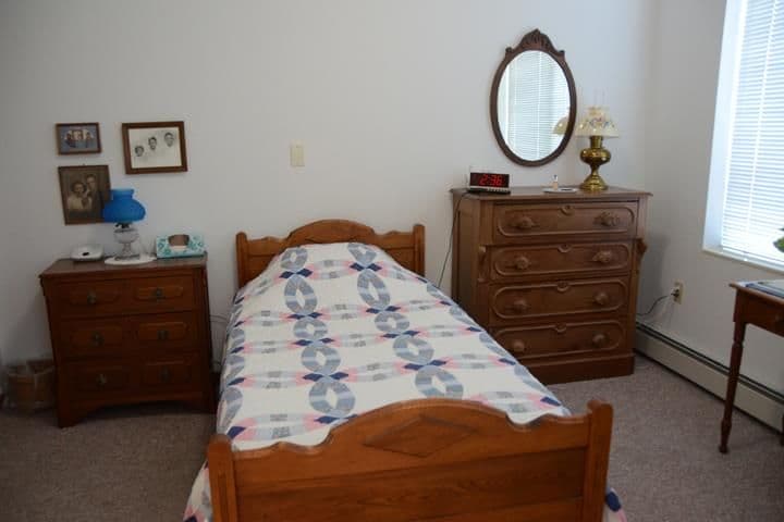 Village Ridge Assisted Living in Marion, IA - Main View