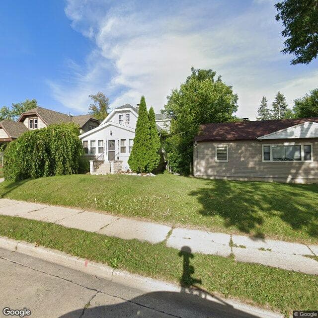 Villard Crc in Milwaukee, WI - Main View