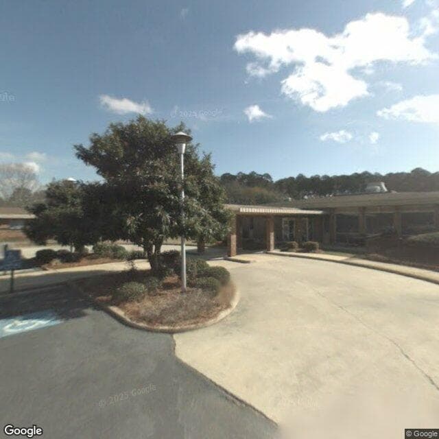 Vista Park Health And Rehabilitation in Douglas, GA - Main View