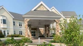 Crestview Manor ALF in Hawthorne, NY - Main View