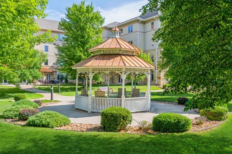 Wellstead Lodge and Place in Rogers, MN