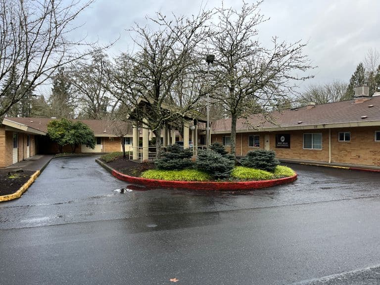 West Hills Health & Rehabilitation in Portland, OR - Main View