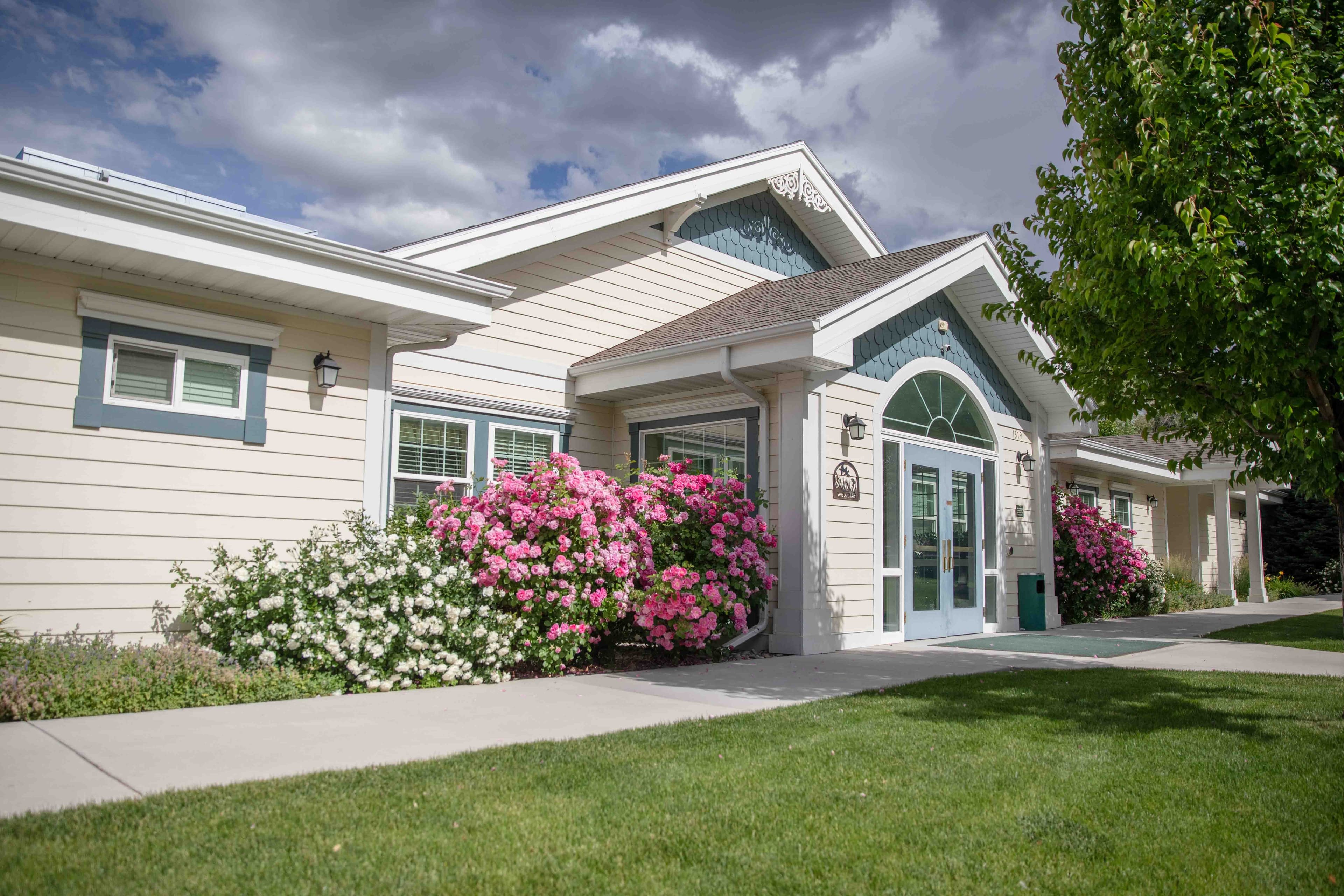 Crossroads at Delta in Delta, CO - Main View