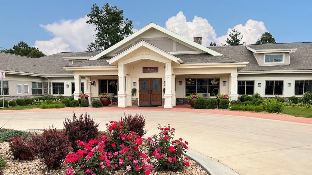 Crossroads at Lakewood Memory Care in Lakewood, CO - Main View