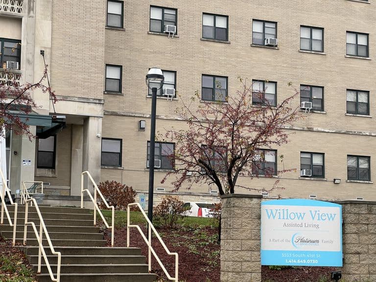 Willow View in Milwaukee in Milwaukee, WI - Main View