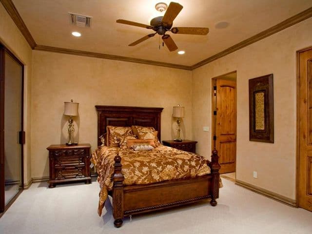 Windsor Luxury Assisted Living in Paradise Valley, AZ - Main View