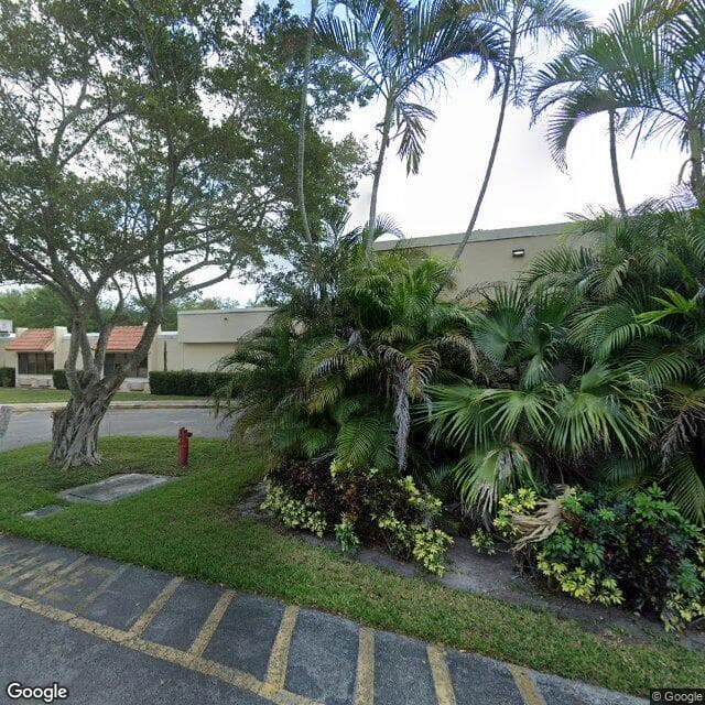 Wood Lake Health And Rehabilitation Center in Green Acres, FL - Main View