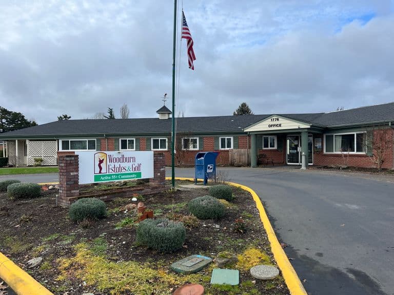 Woodburn Estates & Golf in Woodburn, OR