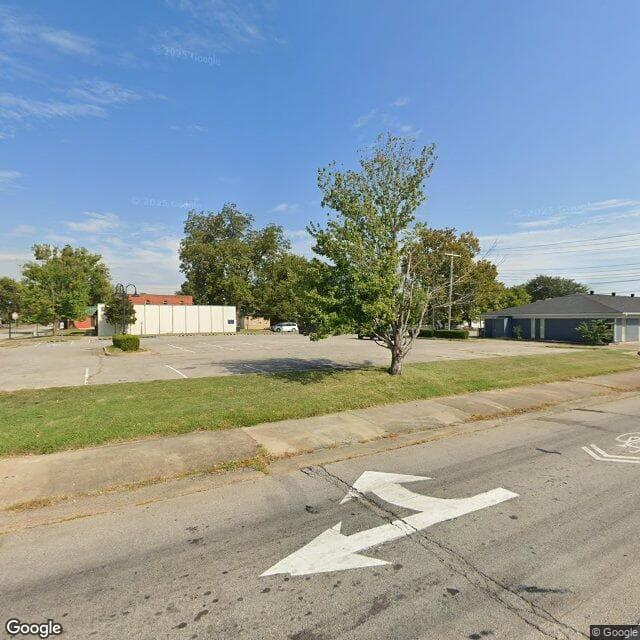 Woodcrest Living Center in Fort Smith, AR - Main View