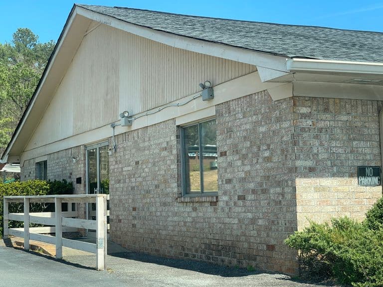 Woodstock Nursing & Rehab Center in Woodstock, GA - Main View