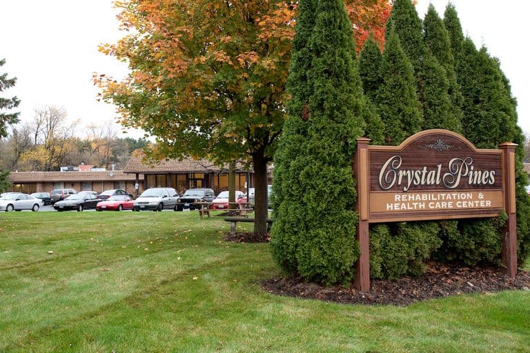 Crystal Pines Rehabilitation & Health Care Center in Crystal Lake, IL - Main View