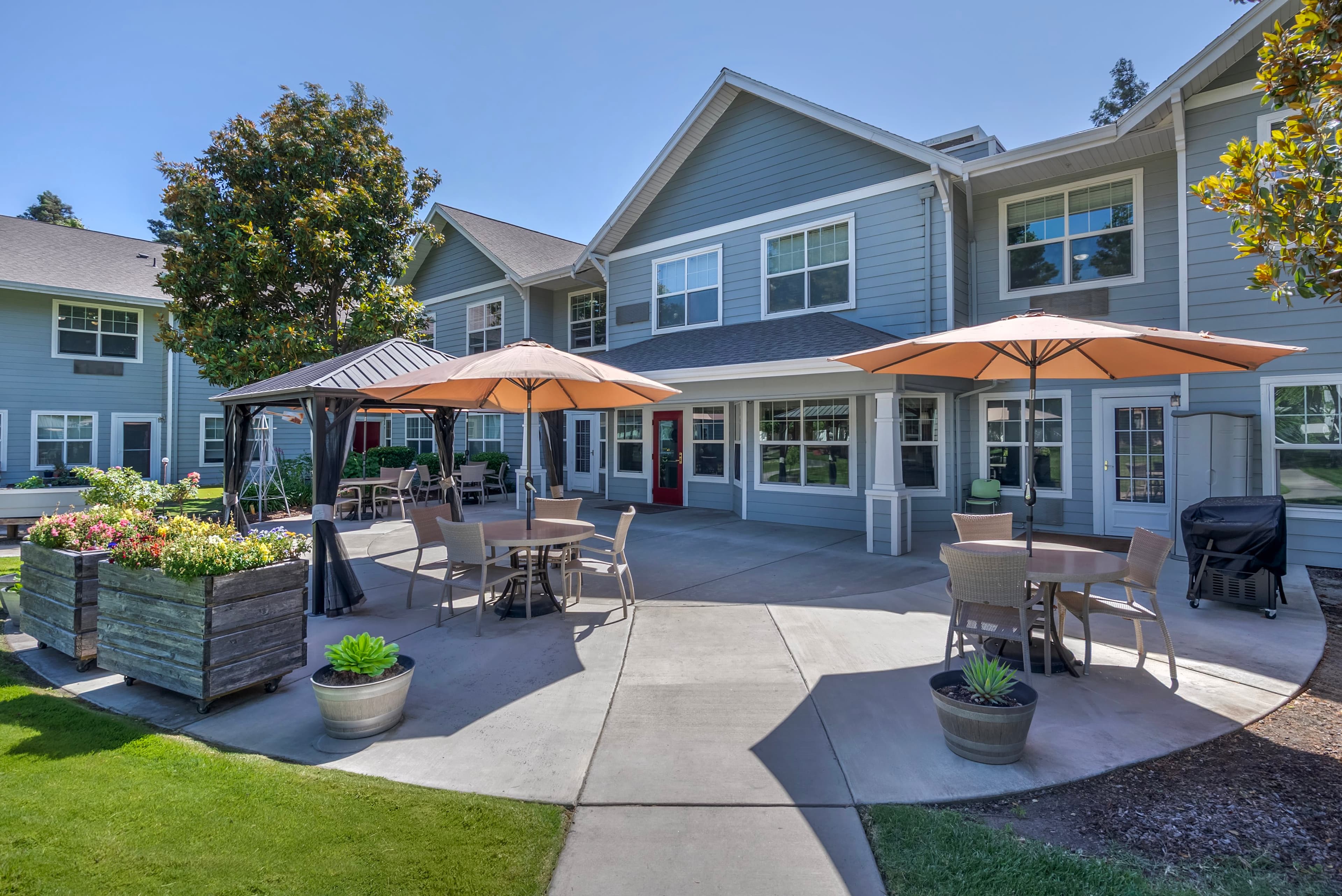 Dale Commons in Modesto, CA - Main View