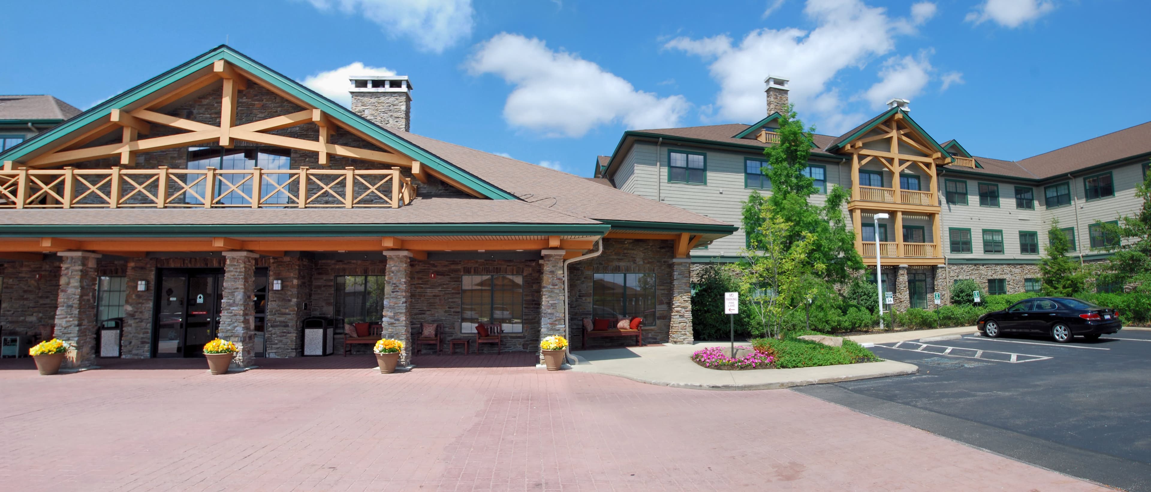 Deer Creek Lodge in Beachwood, OH