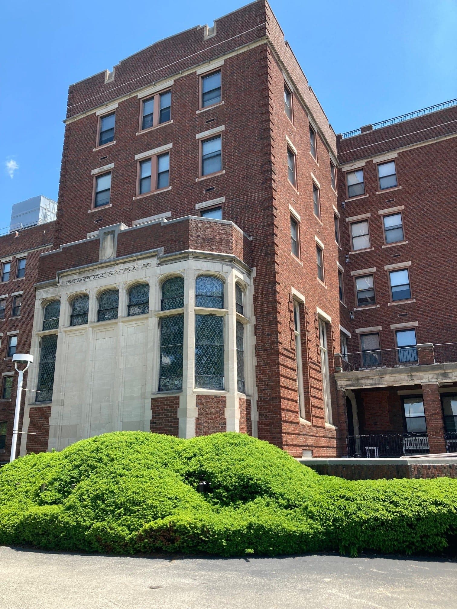 Deer Meadows Retirement Community in Philadelphia, PA - Main View