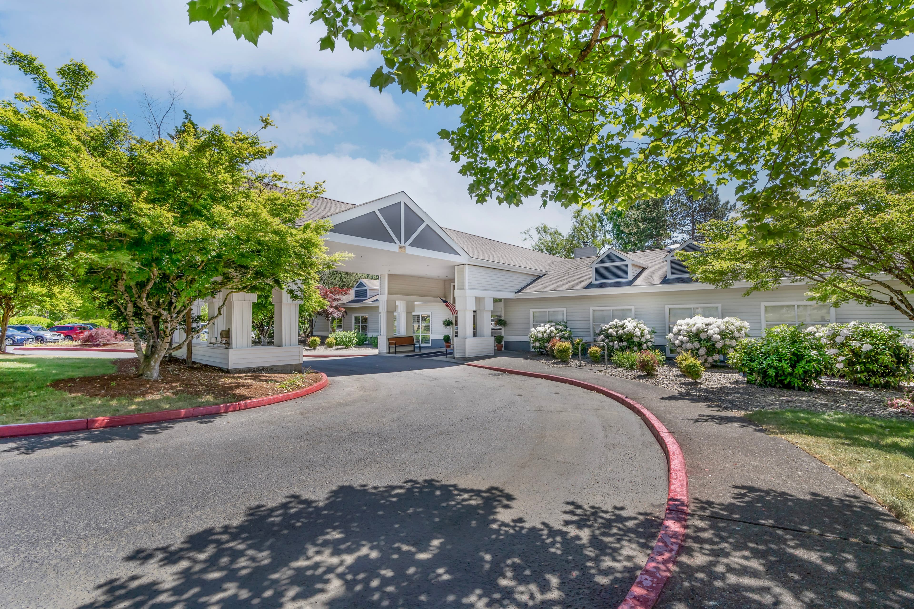 Gresham Pointe Senior Living in Gresham, OR - Main View