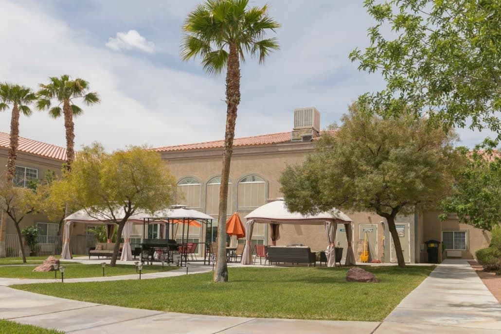 Desert View Senior Living in Las Vegas, NV - Main View