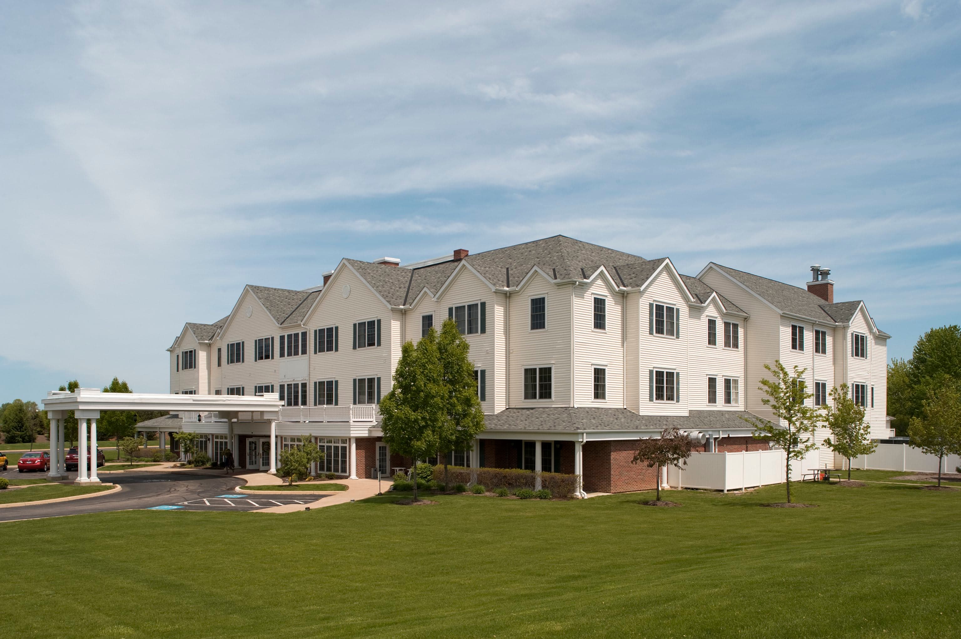 Devon Oaks Assisted Living in Westlake, OH - Main View