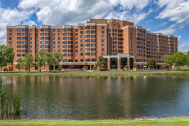 Discovery Village Hoffman Estates - Senior living in Hoffman Estates, Illinois