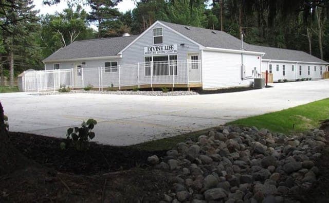 Divine Life Assisted Living Center #2 in Haslett, MI - Main View