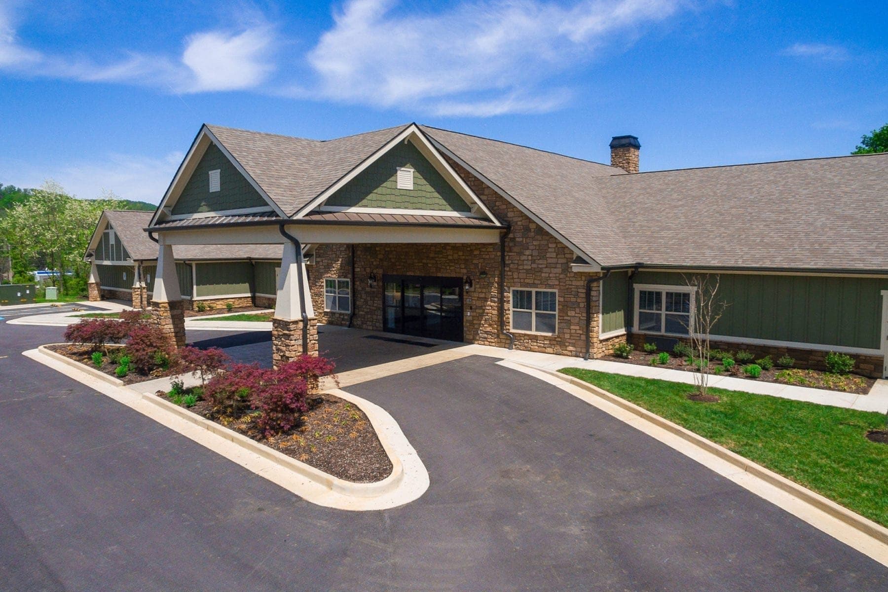 Dominion Senior Living Bristol in Bristol, TN - Main View