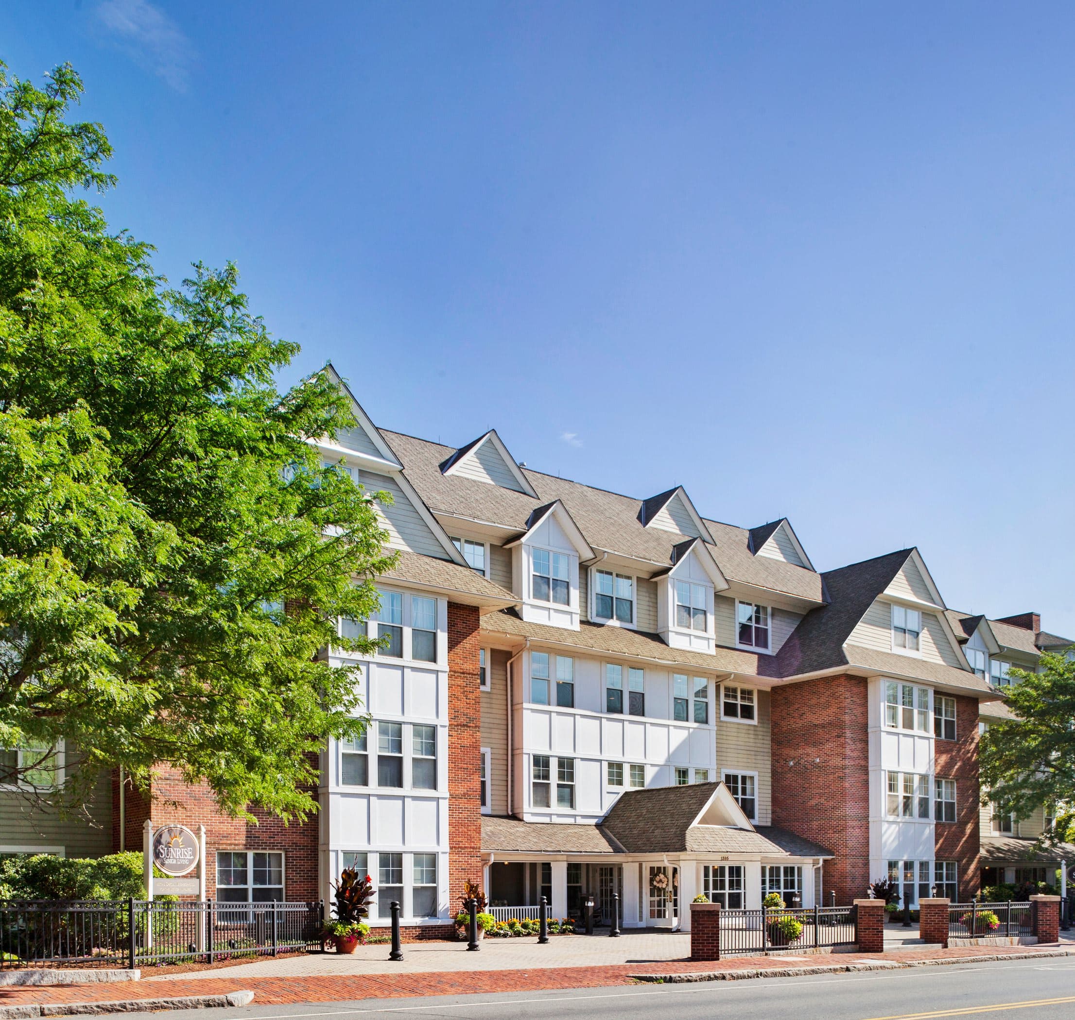 Sunrise Of Arlington in Arlington, MA - Main View