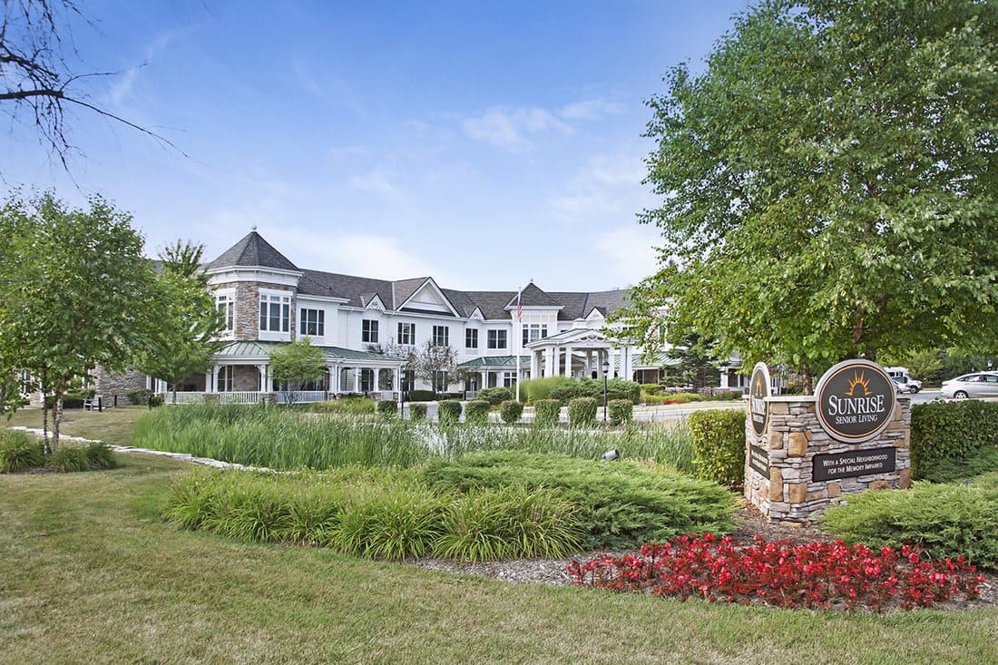 Eden Vista Barrington in Barrington, IL - Main View