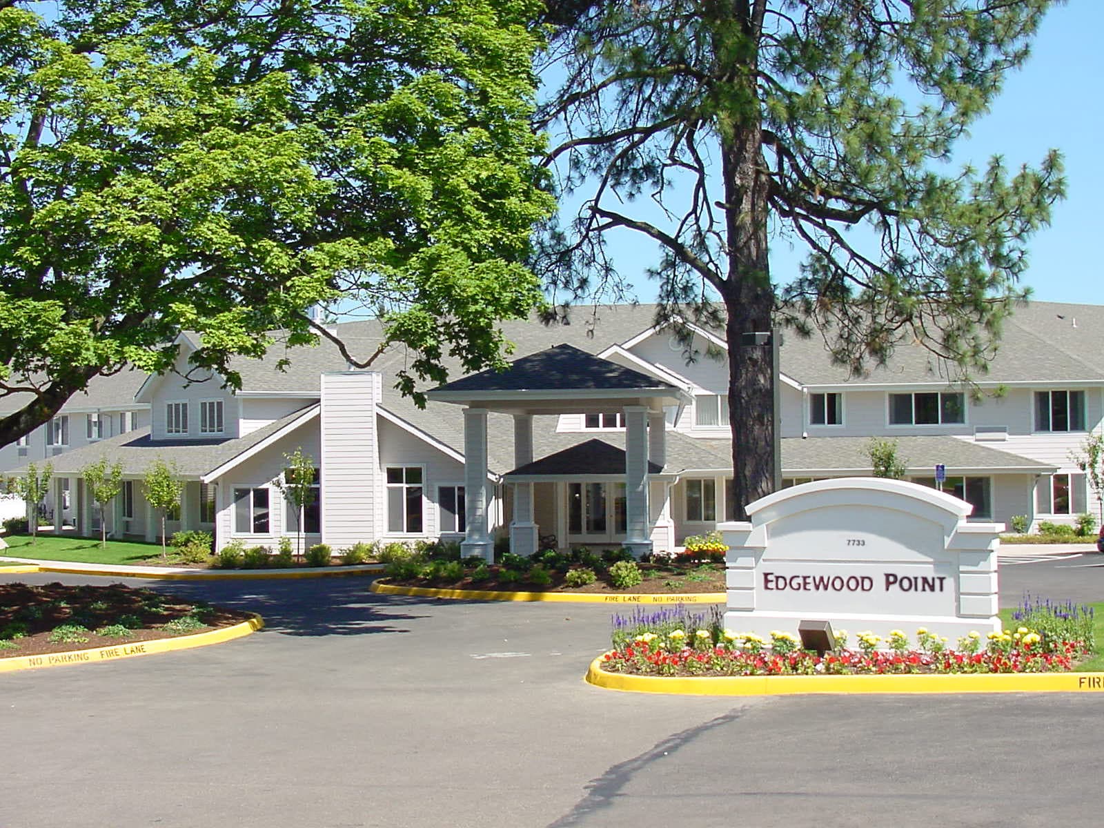Edgewood Point Assisted Living and Memory Care in Beaverton, OR - Main View