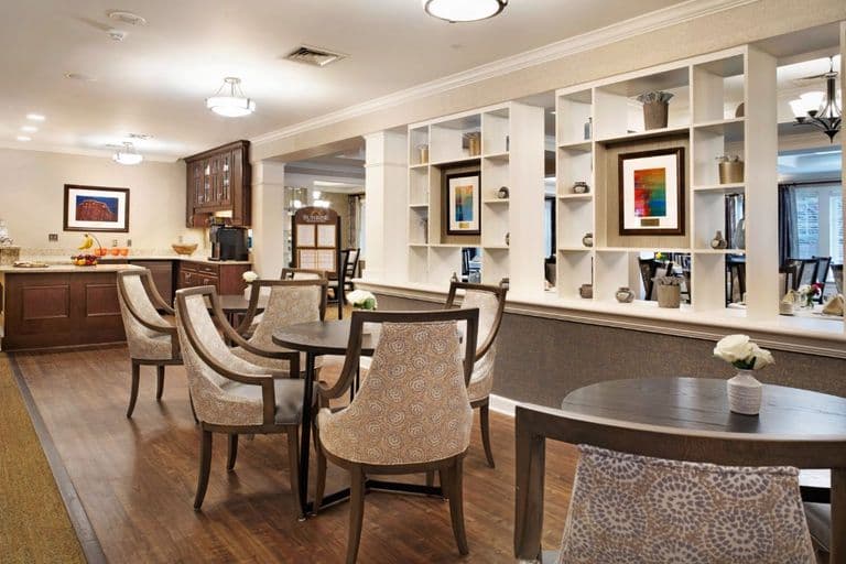 Sunrise Of Troy - Senior living in Troy, Michigan