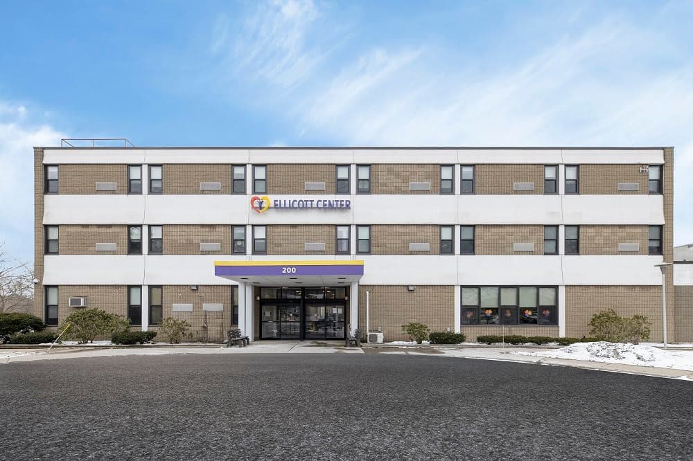 Ellicott Center for Rehabilitation and Nursing in Buffalo, NY - Main View