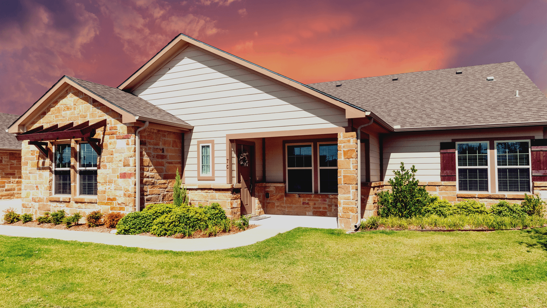 Emerald Cottages of Waco in Waco, TX - Main View