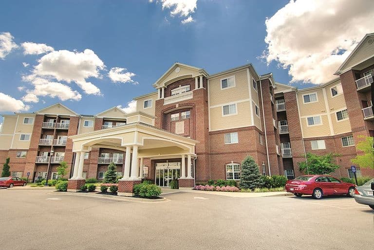 Barrington Of Oakley in Cincinnati, OH - Main View