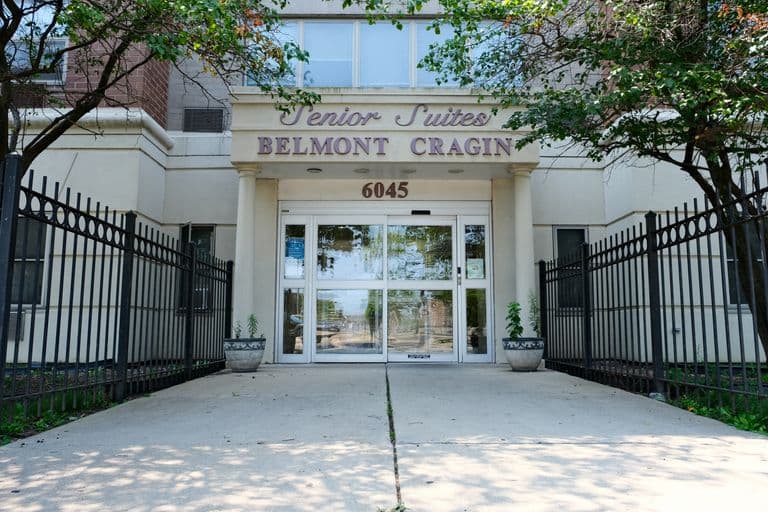 Senior Suites Belmont Cragin in Chicago, IL - Main View