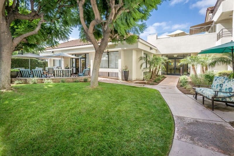 Everest at The Groves of Tustin in Tustin, CA - Main View
