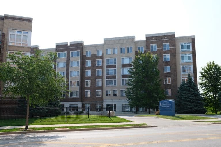 Senior Suites Wright Campus in Chicago, IL - Main View