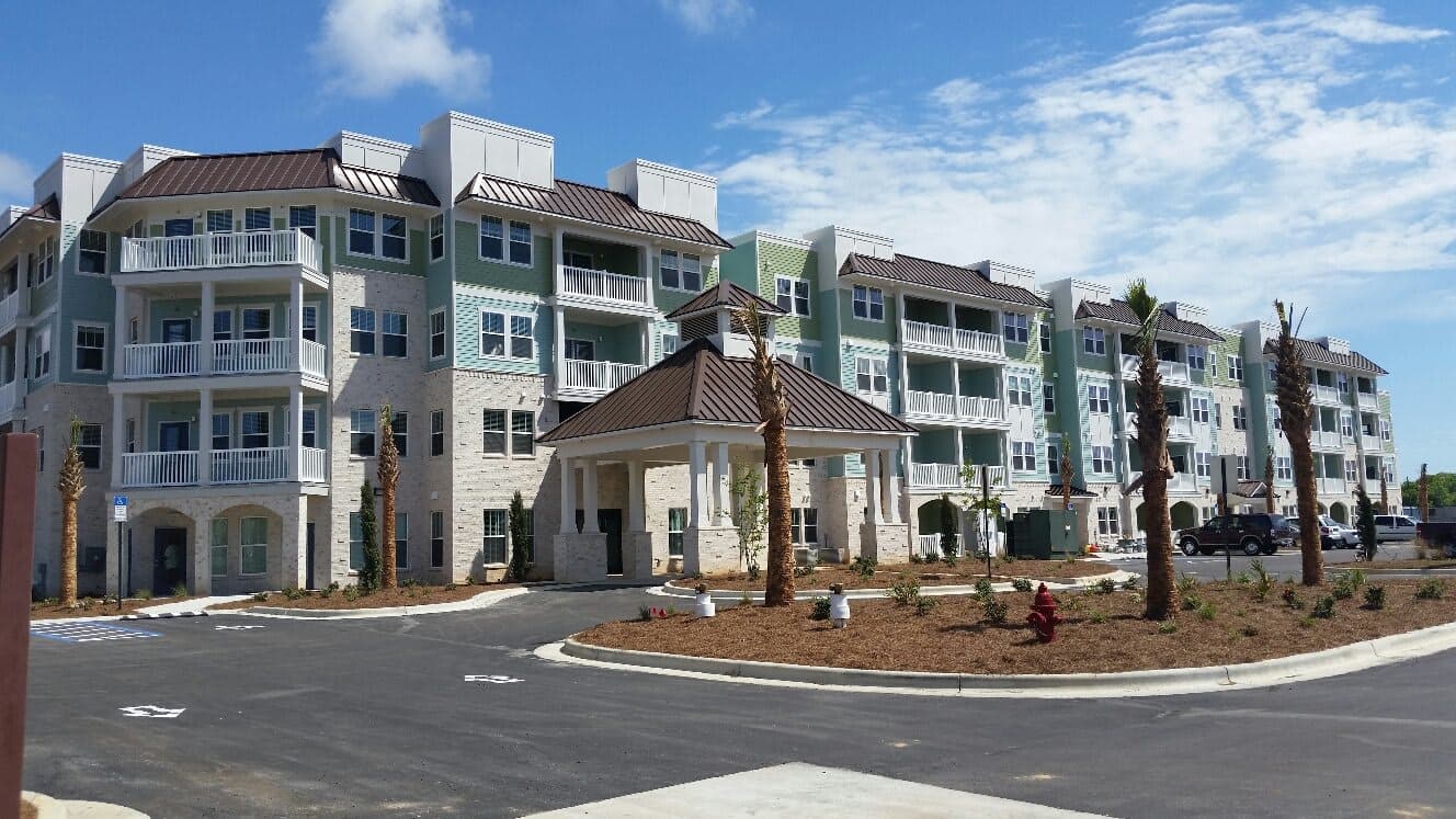 Fairfield Manor in Pensacola, FL - Main View