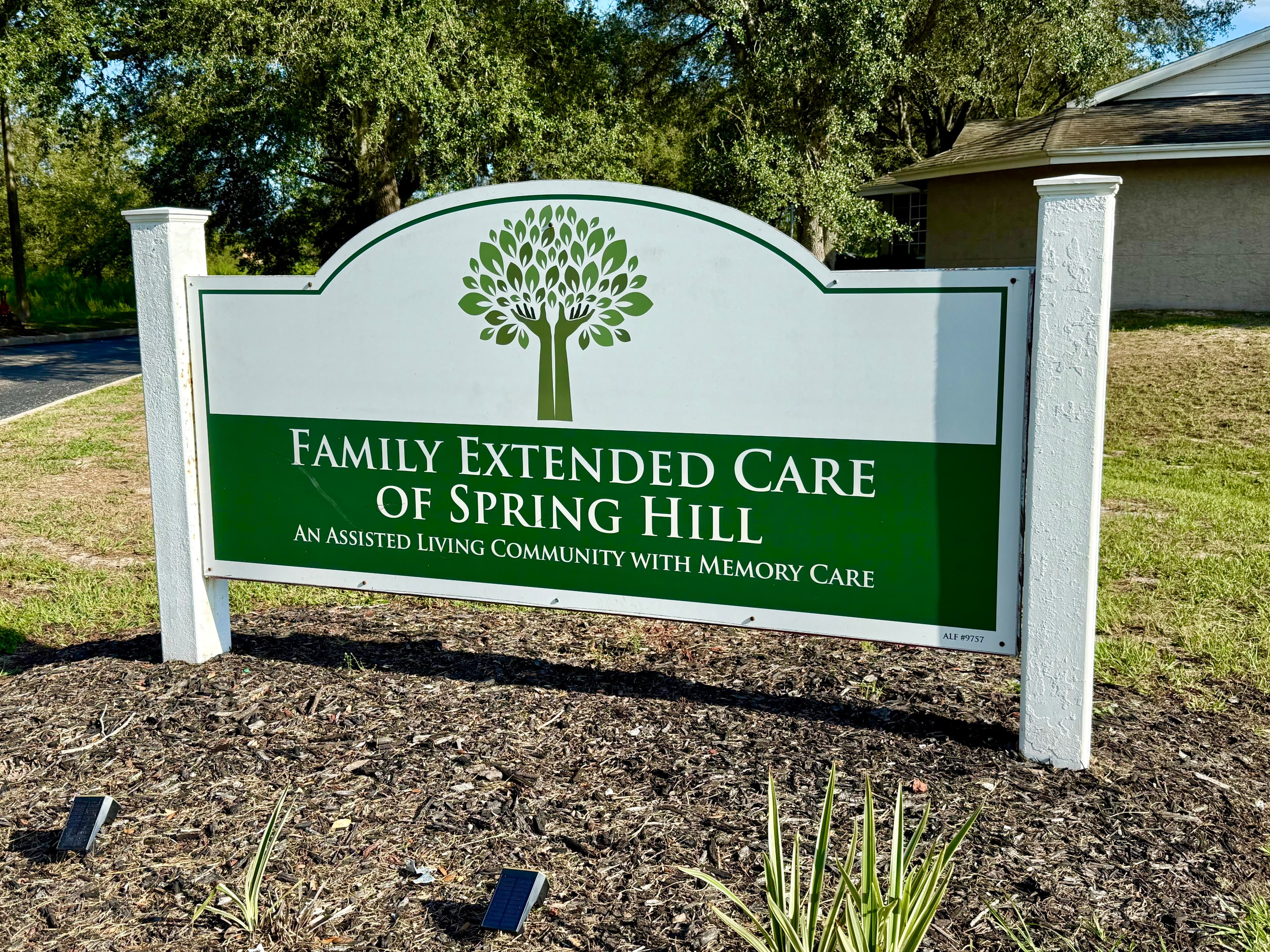 Family Extended Care Spring Hill in Spring Hill, FL - Main View