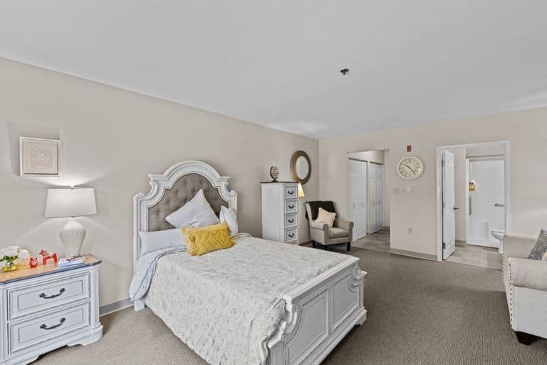 Chapel Hill - Senior living in Cumberland, Rhode Island