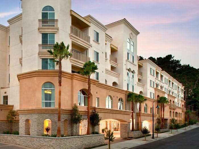Peninsula Del Rey in Daly City, CA - Main View