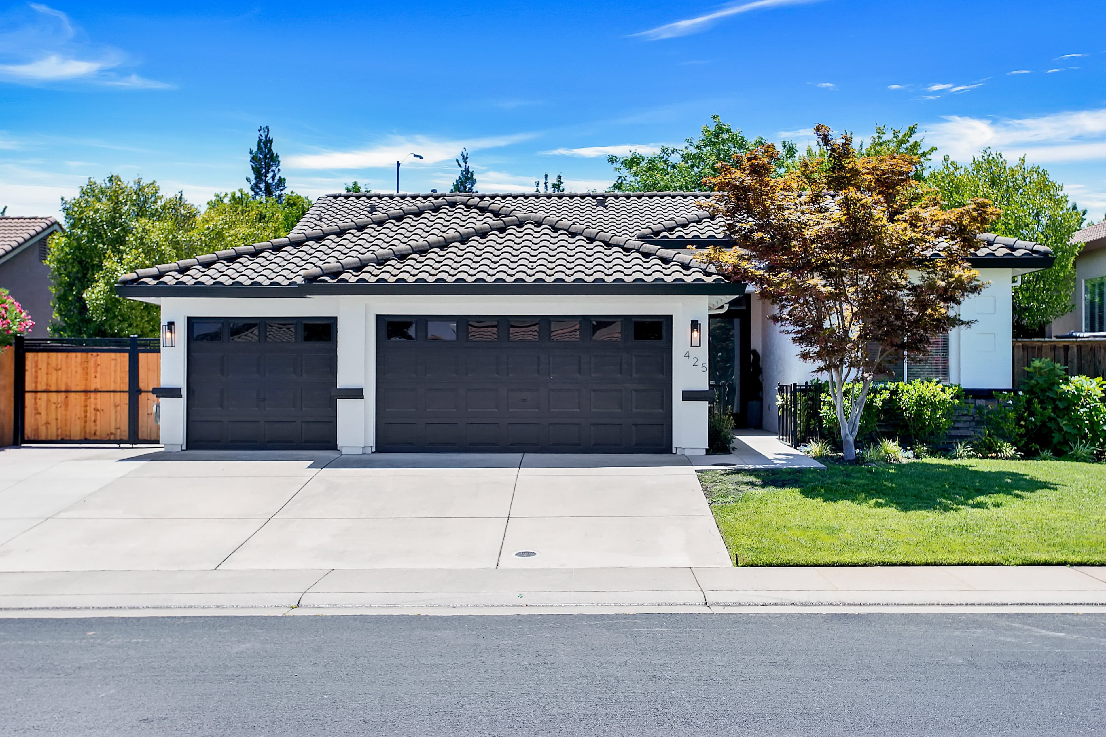 Foothills Senior Care in Roseville, CA