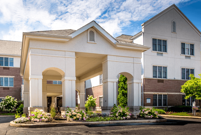 Forest Hills Place in Cleveland Heights, OH - Main View