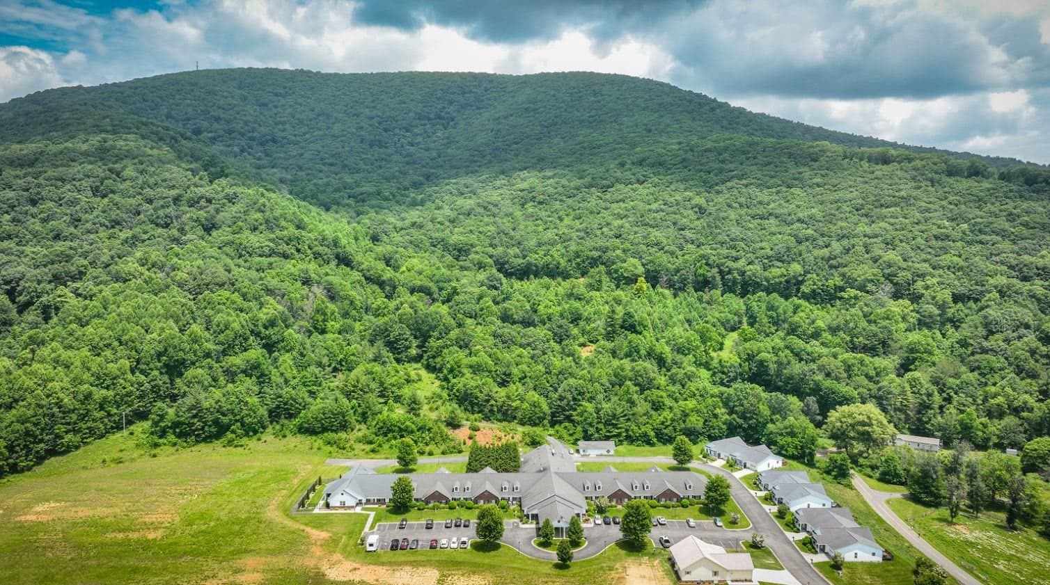 Forest Ridge in West Jefferson, NC - Main View
