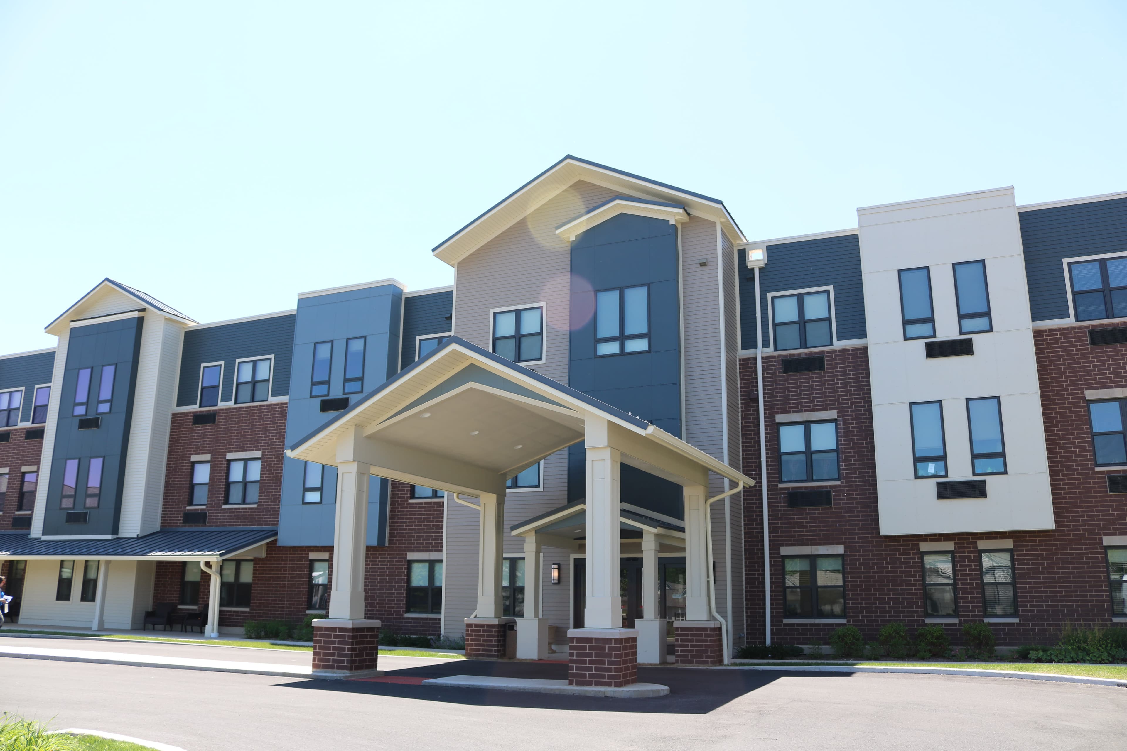 Gateway at River City in Peoria, IL - Main View