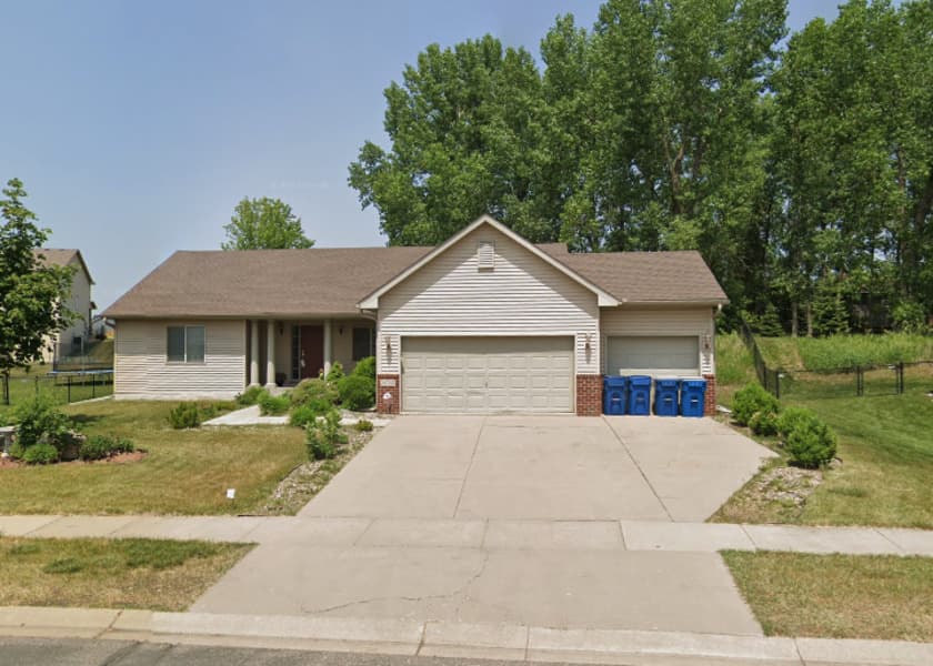 Gemini Manor in Lakeville, MN - Main View