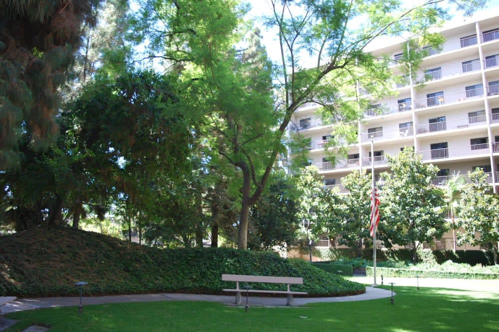 Pasadena Highlands in Pasadena, CA - Main View