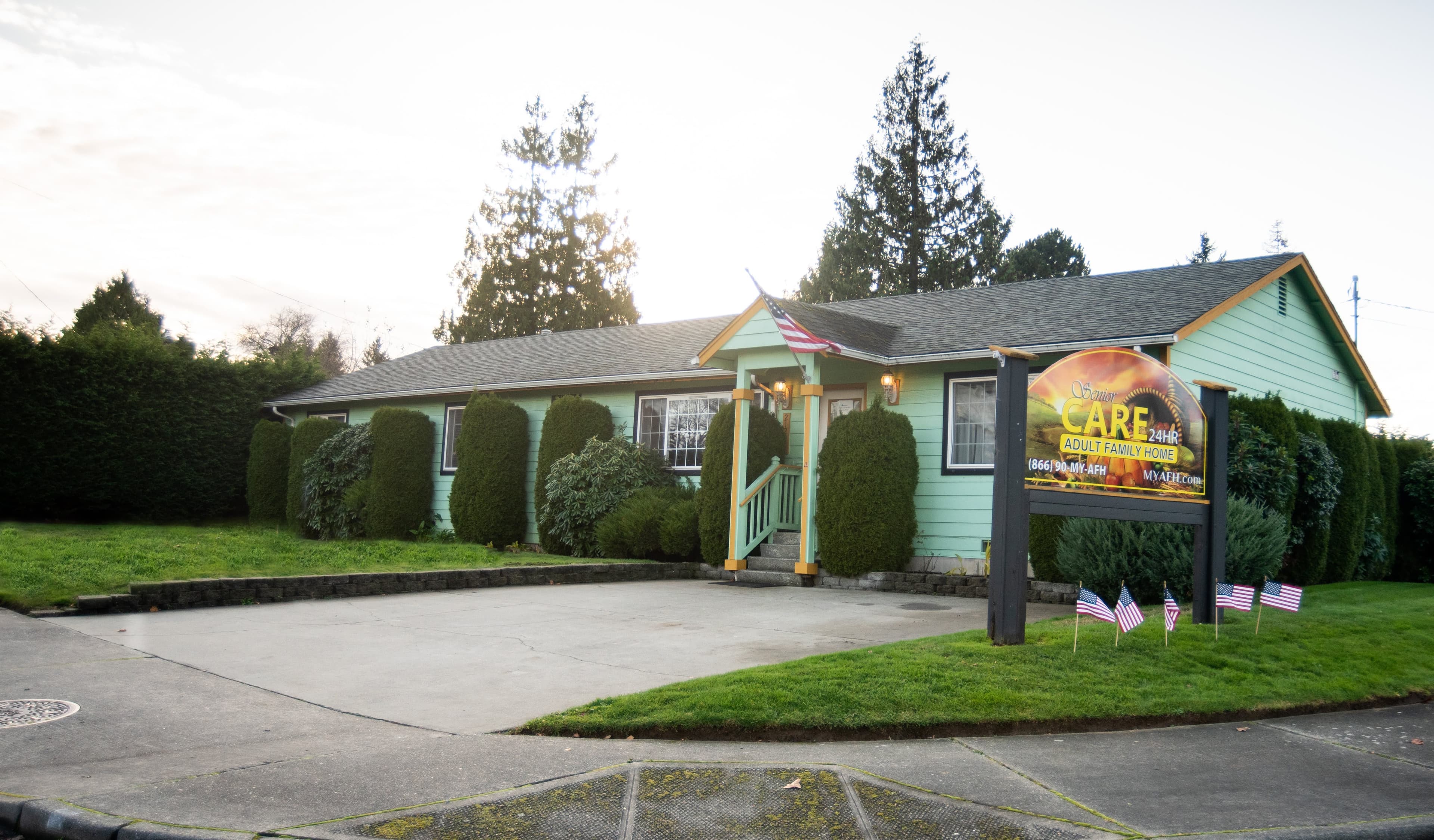 Golden Care in Kent, WA - Main View