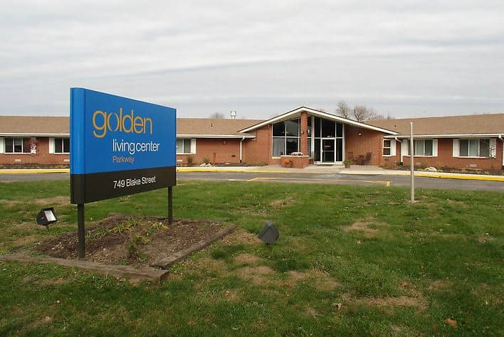 Golden Living Center - Parkway in Edwardsville, KS
