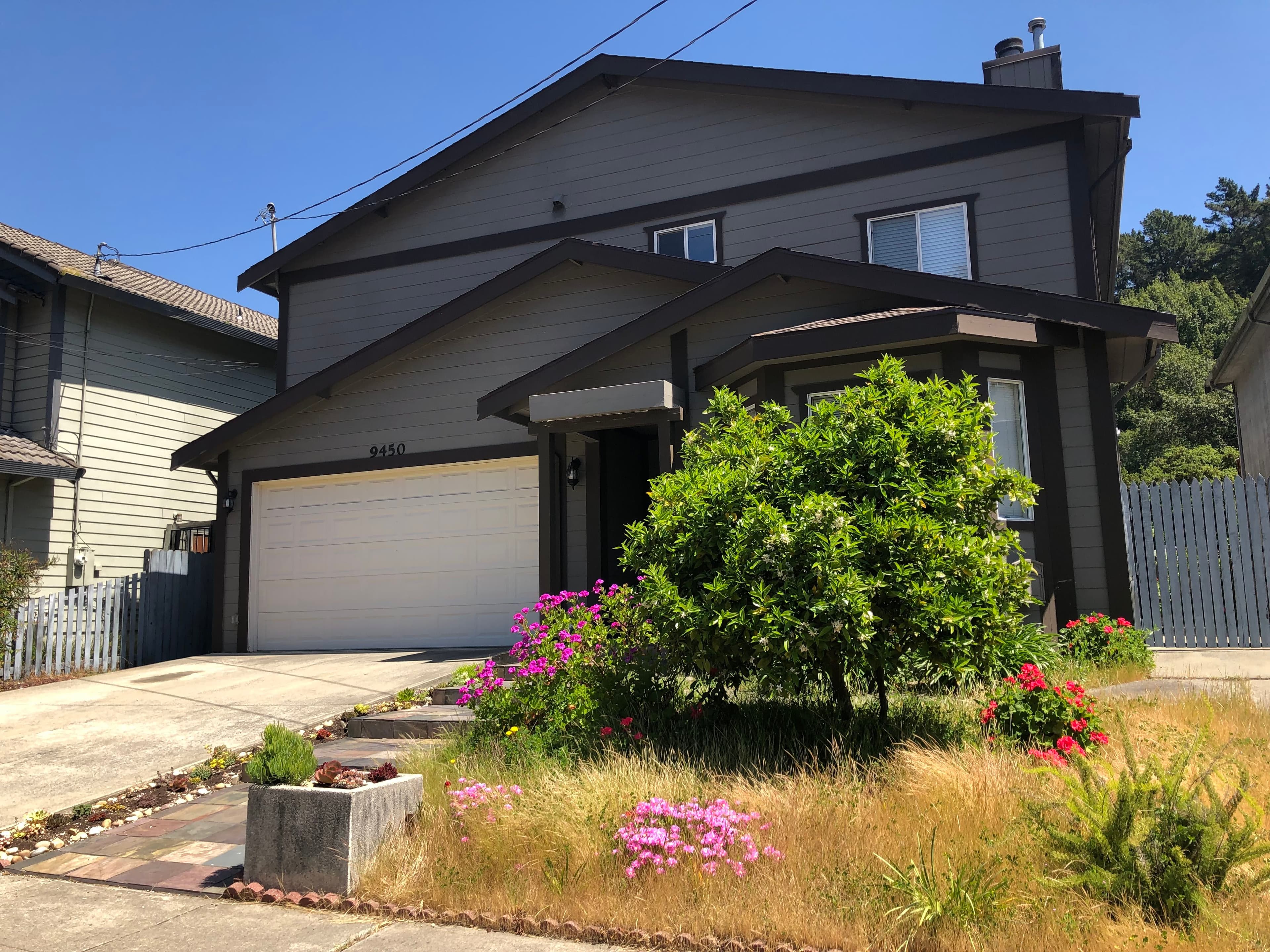 Golden Living Guest Home, LLC in Oakland, CA - Main View